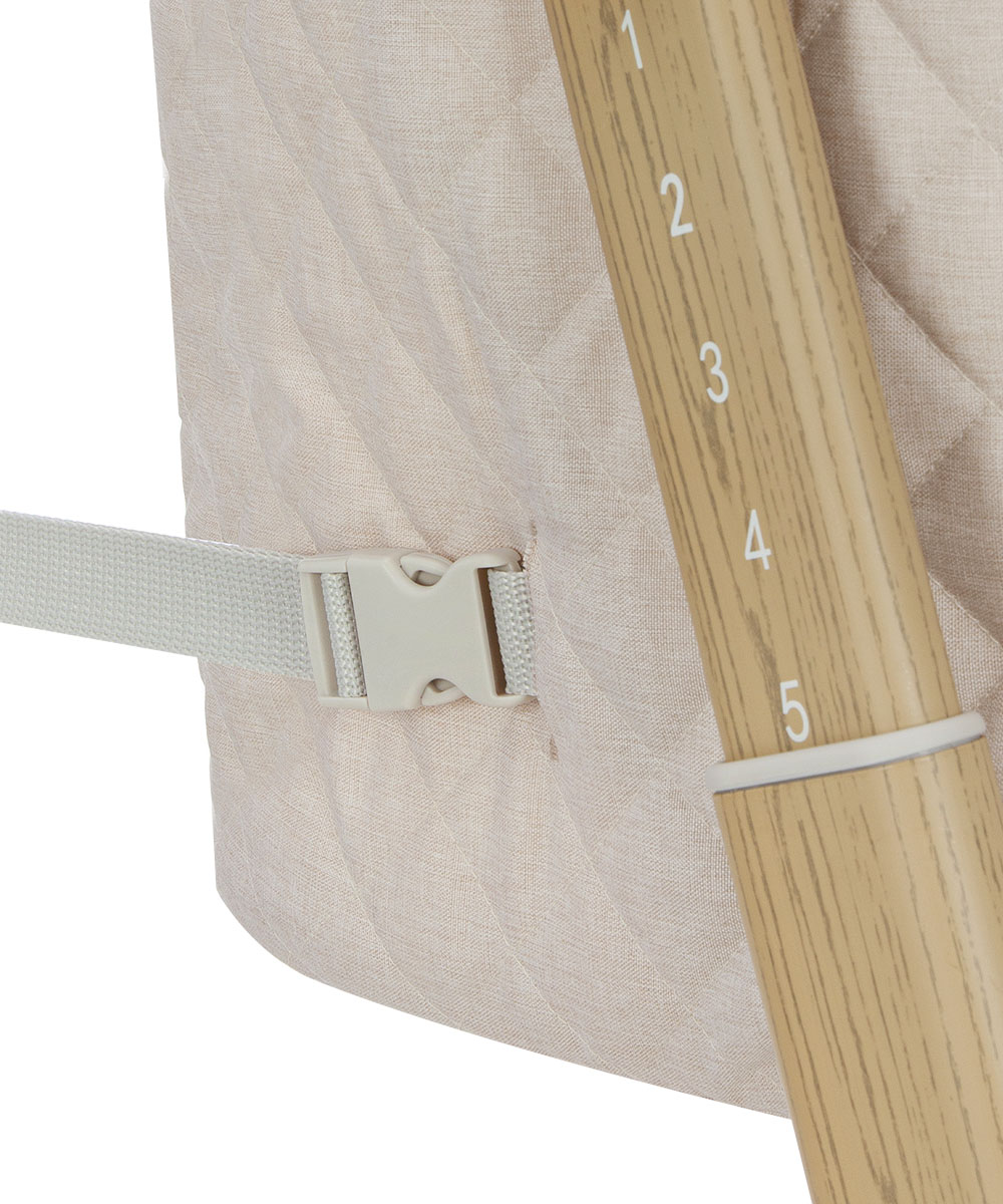 Приставная кроватка Prima 2024 Зафиксируйте кроватку при помощи специальных ремней и используйте как приставную.